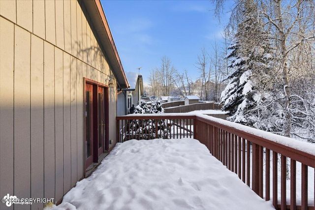 4100 McLean Place, Anchorage, AK 99504