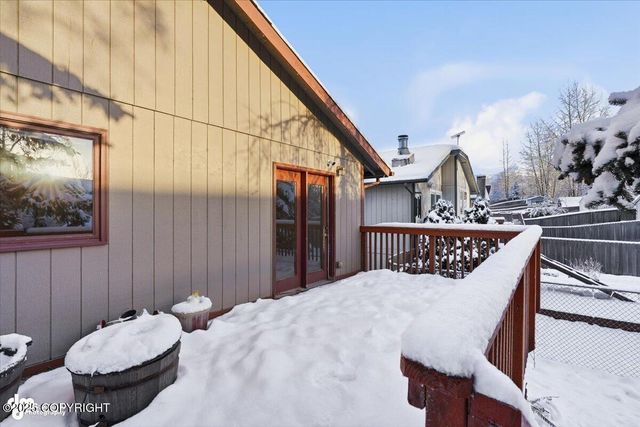 4100 McLean Place, Anchorage, AK 99504