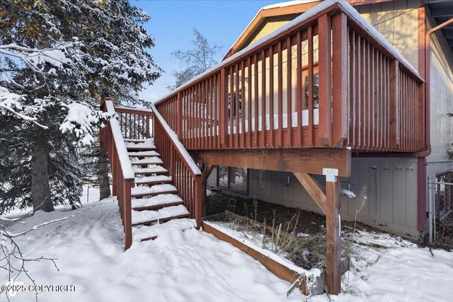 4100 McLean Place, Anchorage, AK 99504