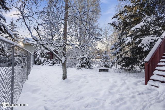 4100 McLean Place, Anchorage, AK 99504