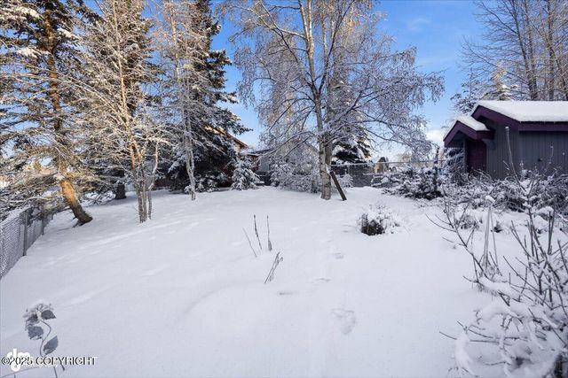 4100 McLean Place, Anchorage, AK 99504