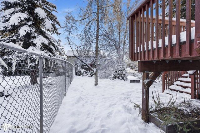 4100 McLean Place, Anchorage, AK 99504