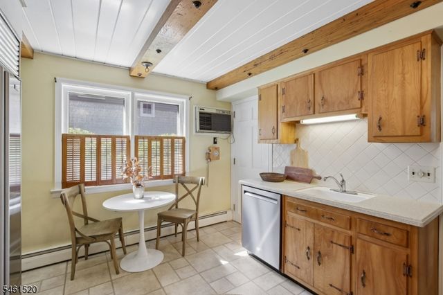 1 Wootton Rd, Essex Fells Twp., NJ 07021