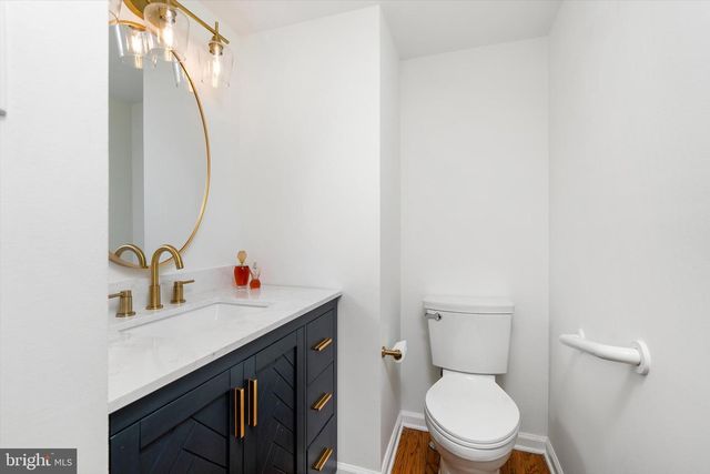 4 THERESA DR, Lawrenceville, NJ 08648