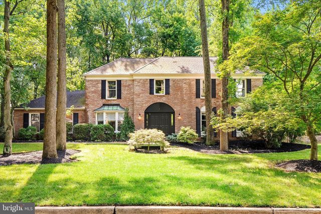 4 THERESA DR, Lawrenceville, NJ 08648