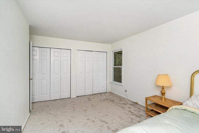 4 THERESA DR, Lawrenceville, NJ 08648