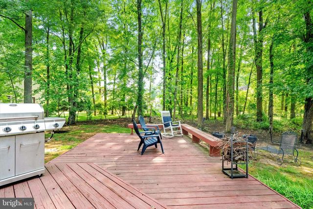 4 THERESA DR, Lawrenceville, NJ 08648