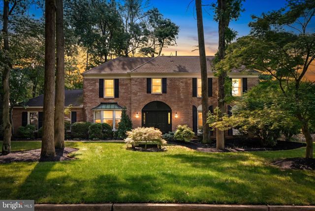 4 THERESA DR, Lawrenceville, NJ 08648