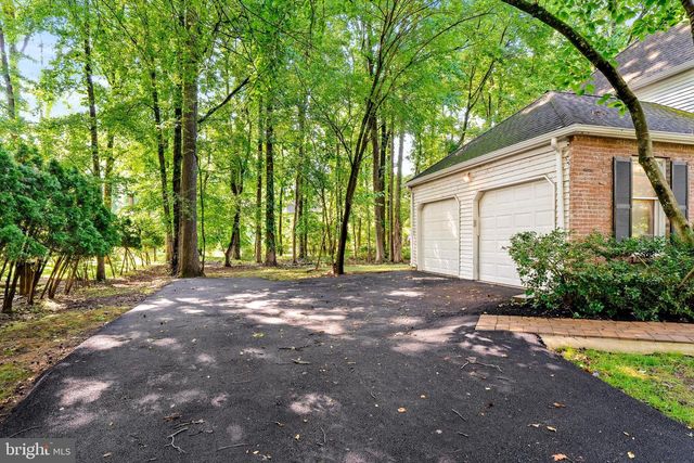 4 THERESA DR, Lawrenceville, NJ 08648