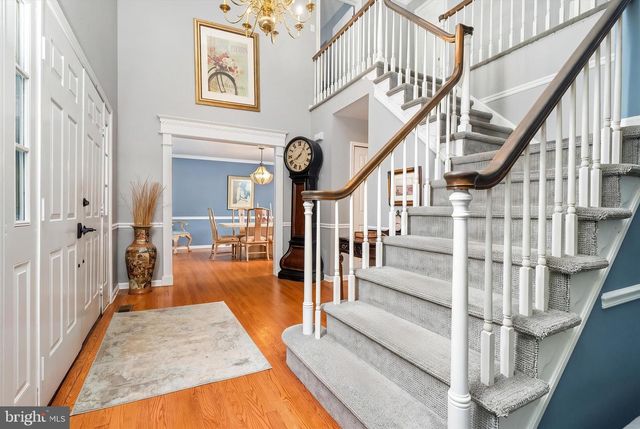 4 THERESA DR, Lawrenceville, NJ 08648