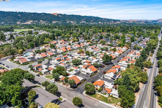 1550 Calle Enrique, Pleasanton, CA 94566