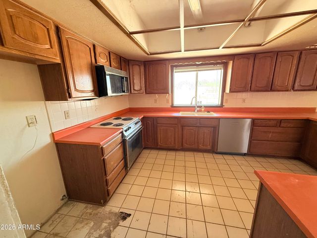 20619 N 21ST Street, Phoenix, AZ 85024