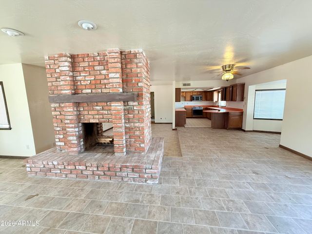 20619 N 21ST Street, Phoenix, AZ 85024