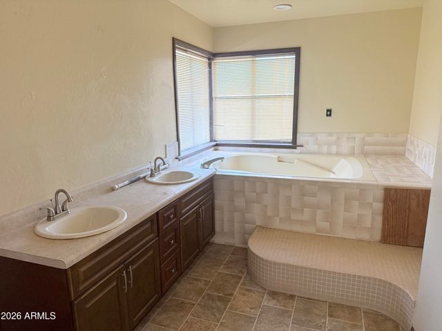 20619 N 21ST Street, Phoenix, AZ 85024
