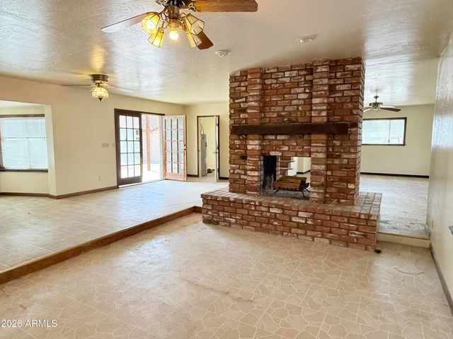 20619 N 21ST Street, Phoenix, AZ 85024