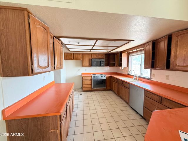 20619 N 21ST Street, Phoenix, AZ 85024