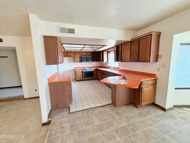 20619 N 21ST Street, Phoenix, AZ 85024