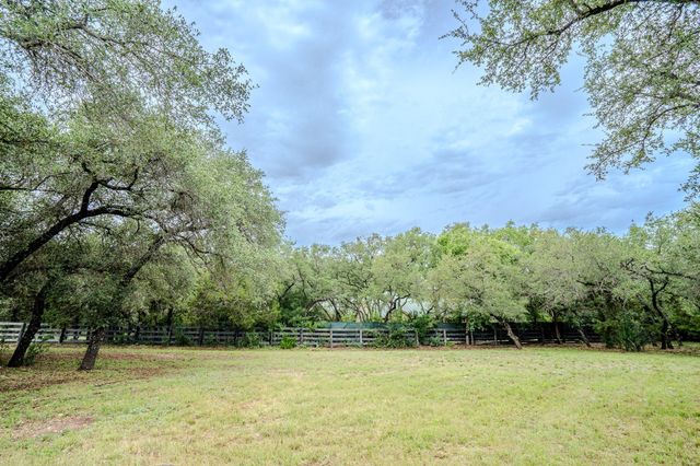 2320 Kellie Brooke RD, Spicewood, TX 78669