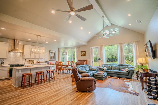 2320 Kellie Brooke RD, Spicewood, TX 78669