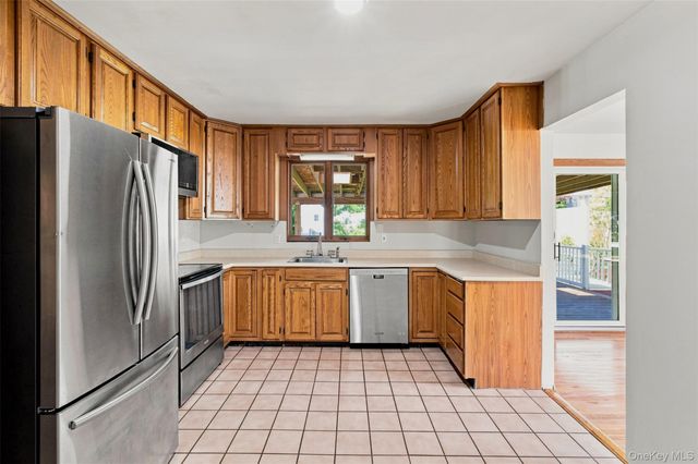 43 Tanya Lane, Mahopac, NY 10541