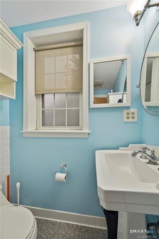 833 Summer Street 2E, Stamford, CT 06901