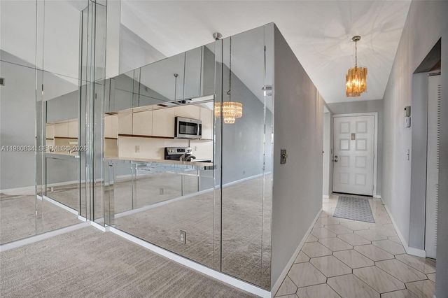 7681 Tahiti Lane 205, Lake Worth, FL 33467