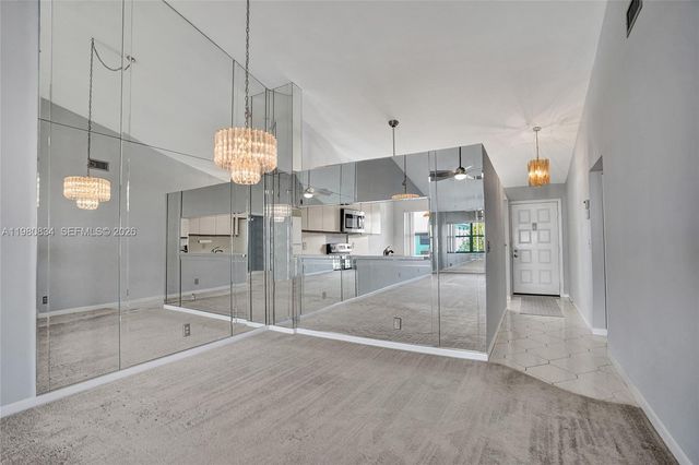 7681 Tahiti Lane 205, Lake Worth, FL 33467