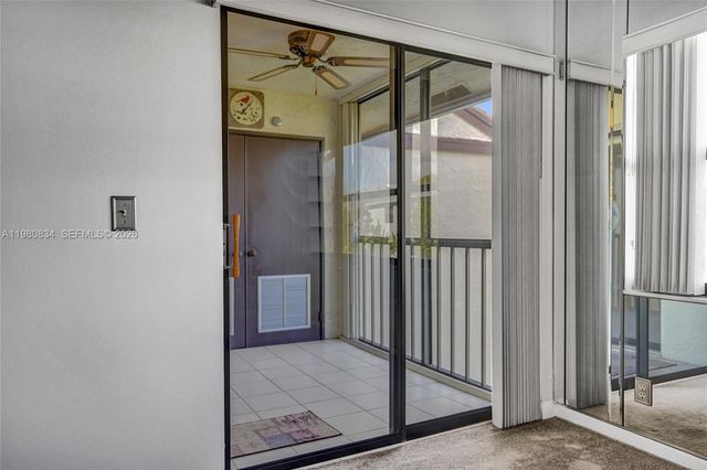 7681 Tahiti Lane 205, Lake Worth, FL 33467