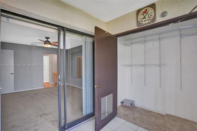 7681 Tahiti Lane 205, Lake Worth, FL 33467