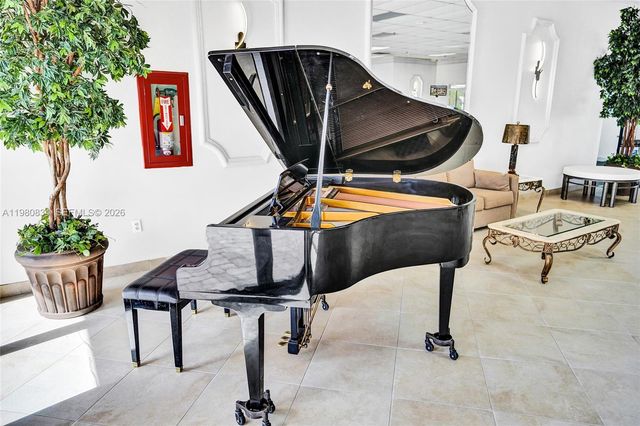 7681 Tahiti Lane 205, Lake Worth, FL 33467