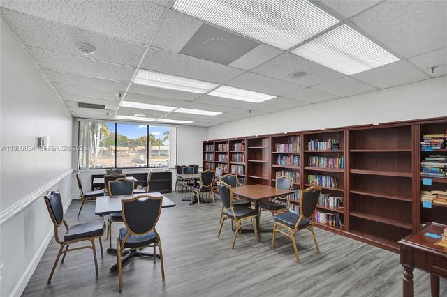 7681 Tahiti Lane 205, Lake Worth, FL 33467