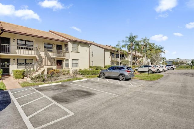 7681 Tahiti Lane 205, Lake Worth, FL 33467