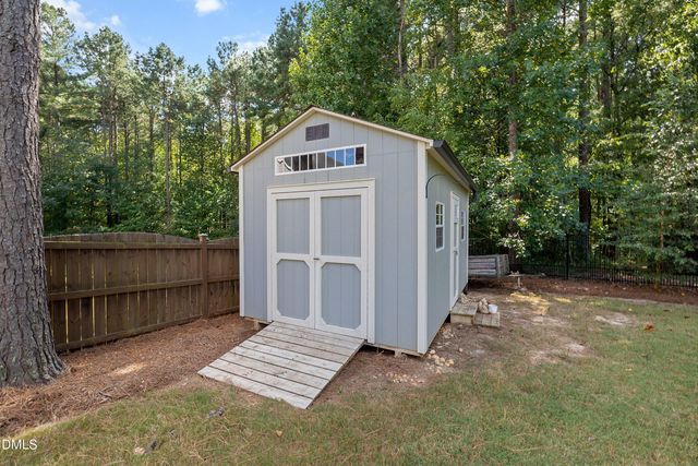 1500 Hoke Landing Lane, Raleigh, NC 27603