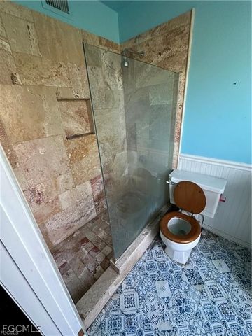 871 Lake McGregor DR, Fort Myers, FL 33919