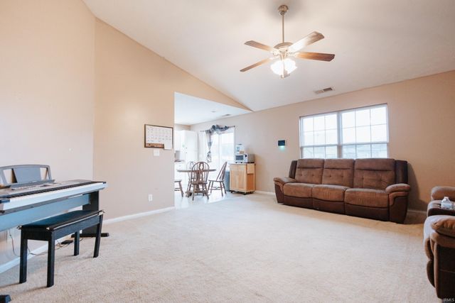 12840 Kingsley Court, Evansville, IN 47725