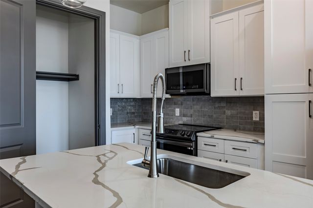 2700 Old Denton Road 4473, Carrollton, TX 75007