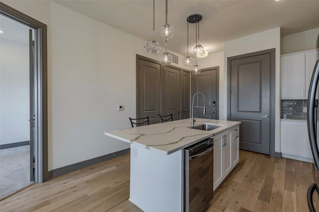 2700 Old Denton Road 4473, Carrollton, TX 75007