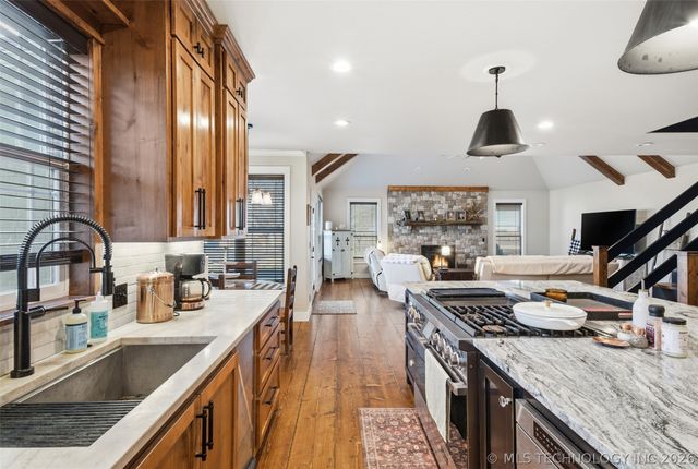 6501 E 370 Road, Oologah, OK 74053