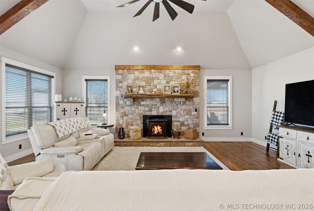 6501 E 370 Road, Oologah, OK 74053