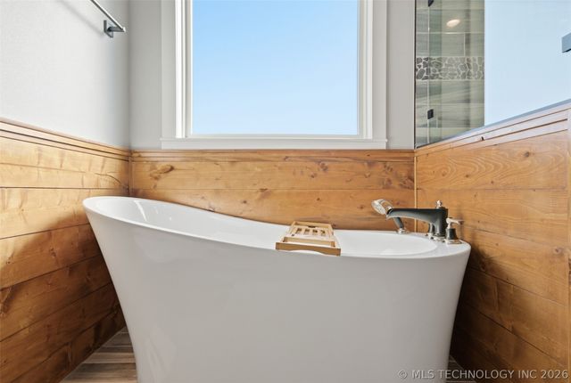 6501 E 370 Road, Oologah, OK 74053