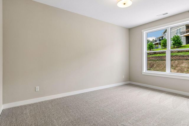 1400 Anchor Avenue, River Falls, WI 54022