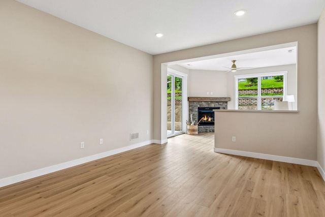 1400 Anchor Avenue, River Falls, WI 54022