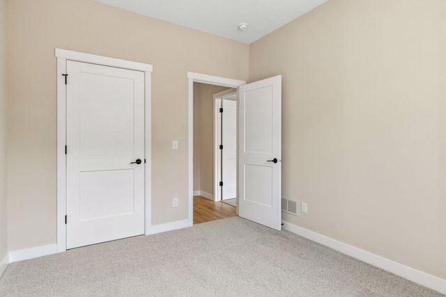 1400 Anchor Avenue, River Falls, WI 54022