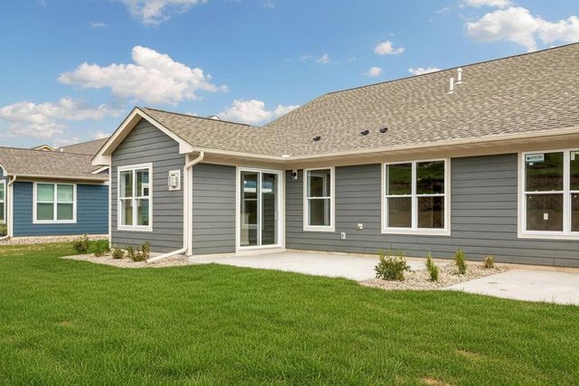 1400 Anchor Avenue, River Falls, WI 54022