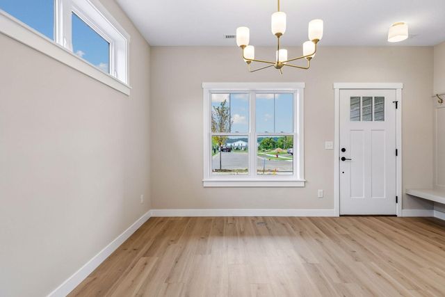 1400 Anchor Avenue, River Falls, WI 54022