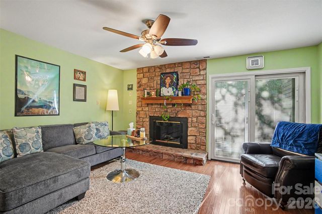 1535 South Point Road, Belmont, NC 28012