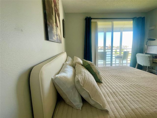 7862 SAILBOAT KEY BLVD S BOULEVARD S 504, South Pasadena, FL 33707