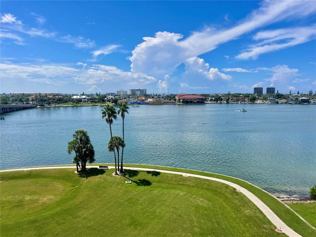 7862 SAILBOAT KEY BLVD S BOULEVARD S 504, South Pasadena, FL 33707