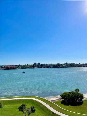 7862 SAILBOAT KEY BLVD S BOULEVARD S 504, South Pasadena, FL 33707