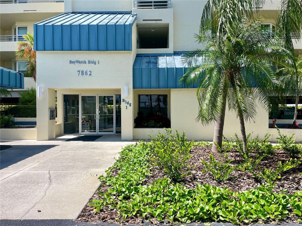 7862 SAILBOAT KEY BLVD S BOULEVARD S 504, South Pasadena, FL 33707
